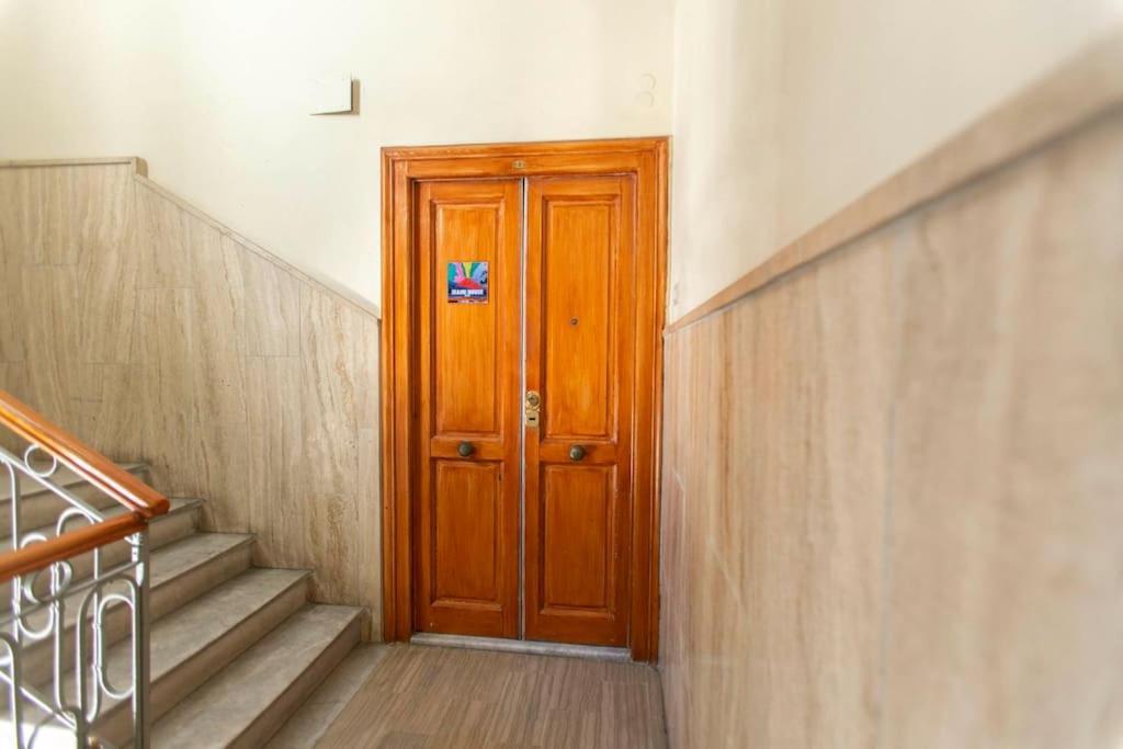 Mann House Apartment