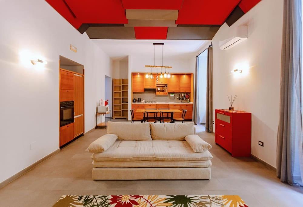 Mann House * Naples