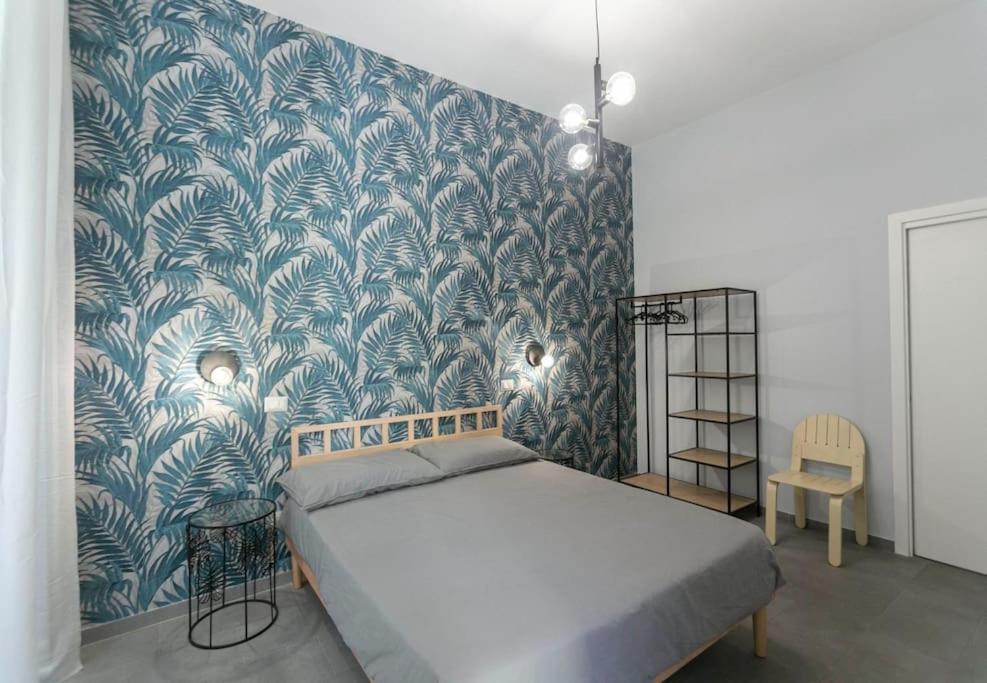 Apartment Mann House *